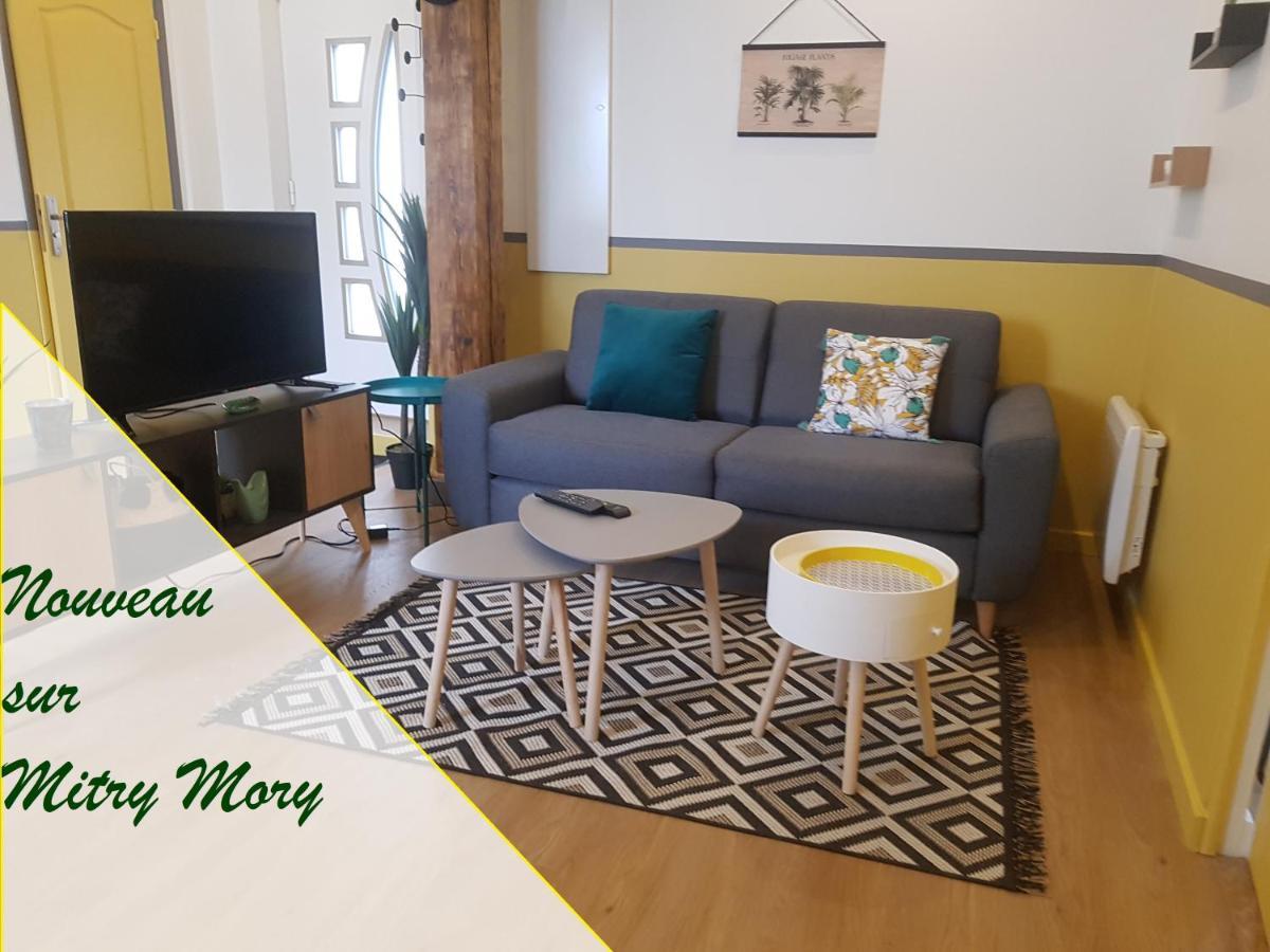 F3 L'escale Conviviale - Villepinte Aeroport Cdg - Parc Asterix - Paris Apartment Mitry-Mory